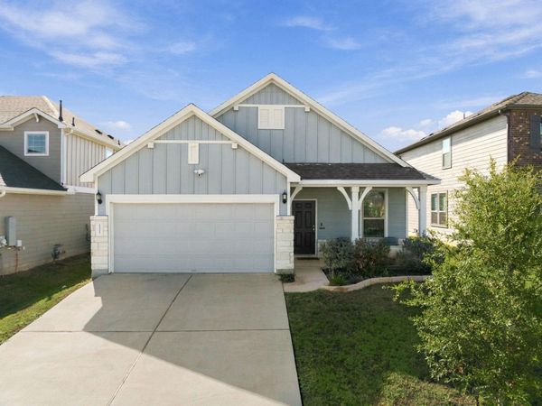 121 English Oak ST, Georgetown, TX 78626