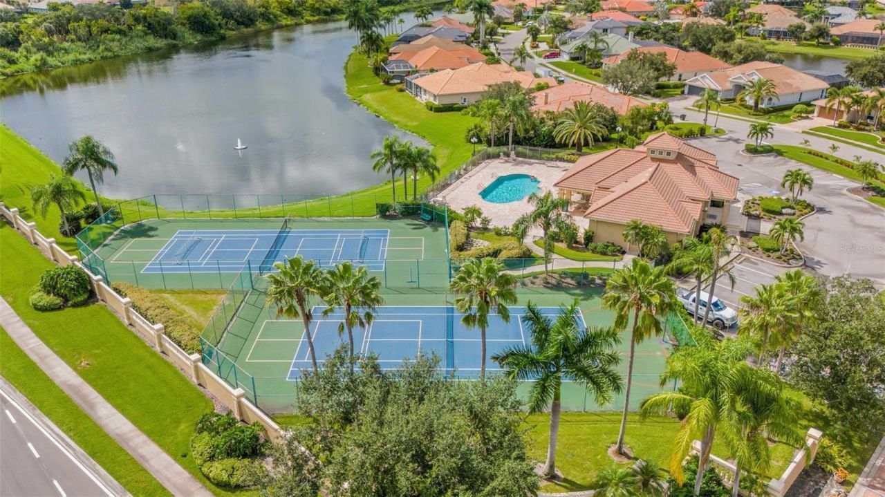 8339 Barton Farms Boulevard , Sarasota, FL 34240 Photo