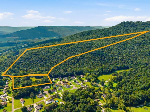 1190 Old Dixie Hwy , South Pittsburg, TN 37380