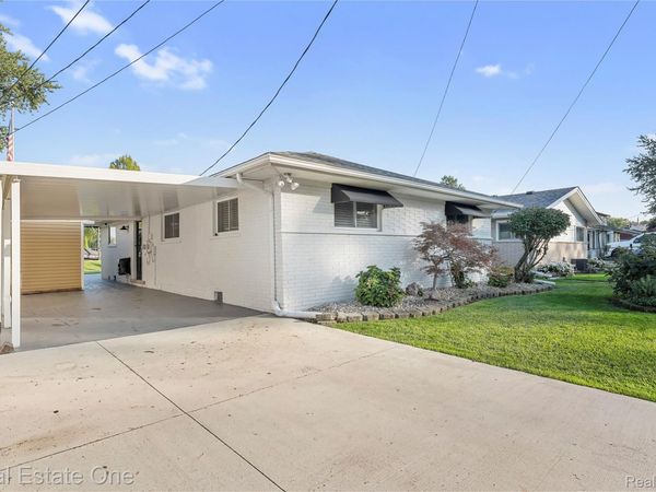 29355 S Gibraltar Road , Gibraltar, Mi 48173