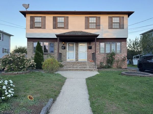 48 Anderson St, Raritan, NJ 08869