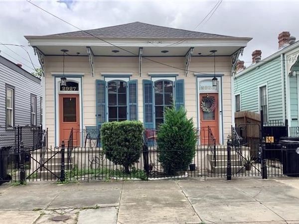 2927 BARRONE Street , New Orleans, LA 70115