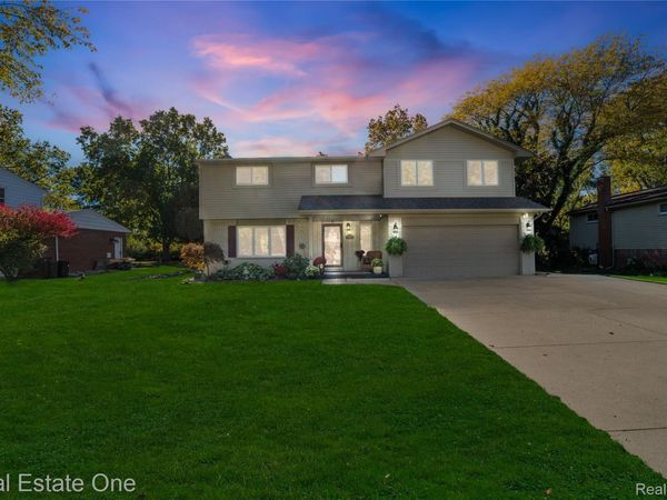 8469 Concord Road , Grosse Ile Township, Mi 48138
