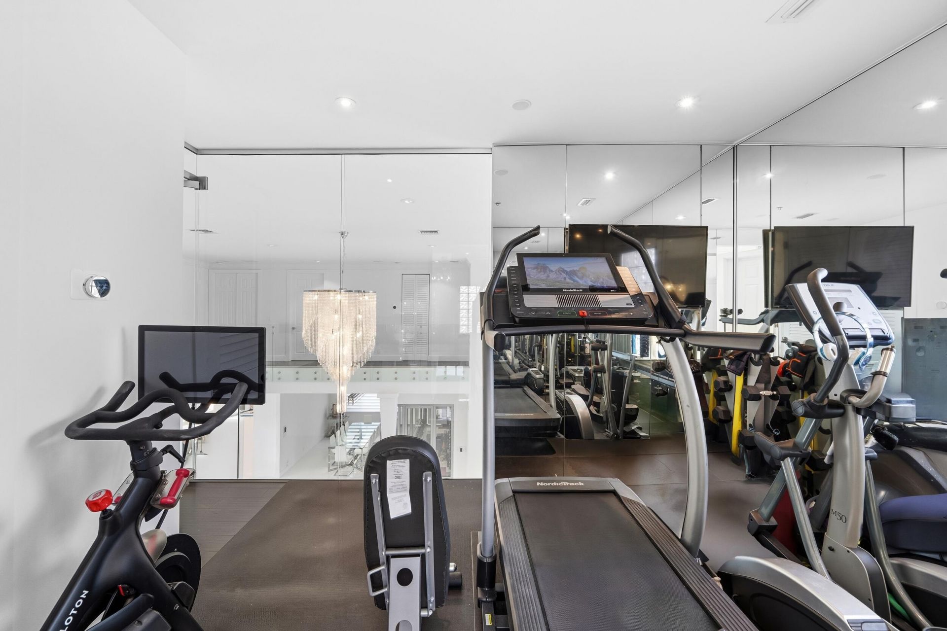16430 NE 30th Avenue, North Miami Beach, FL 33160 Photo