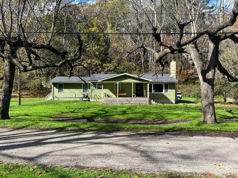 8875 Main Street SE, Corning, OH 43730 Photo 1