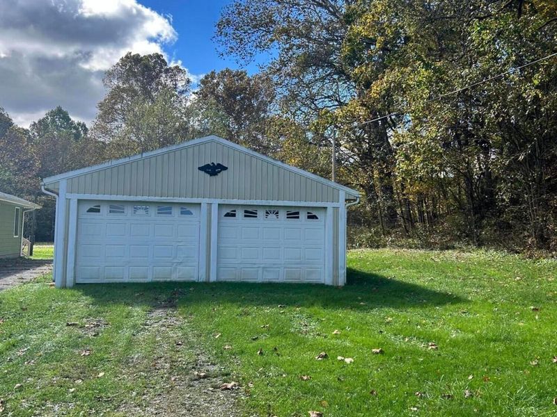 8875 Main Street SE, Corning, OH 43730 Photo 4