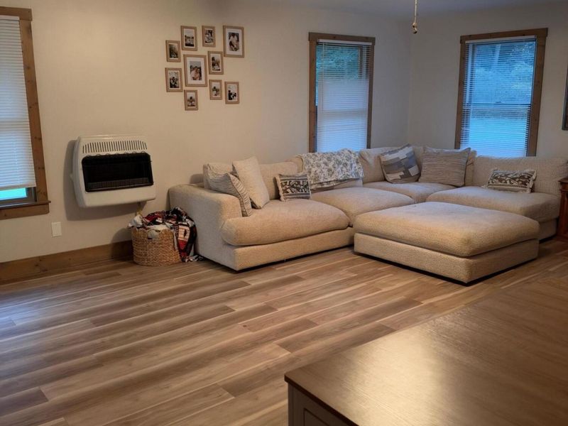 8875 Main Street SE, Corning, OH 43730 Photo 7