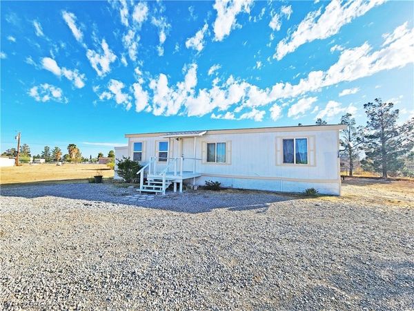 1700 Keenan Way , Pahrump, NV 89048