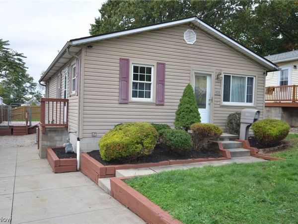 458 Sieber Avenue , Akron, OH 44312