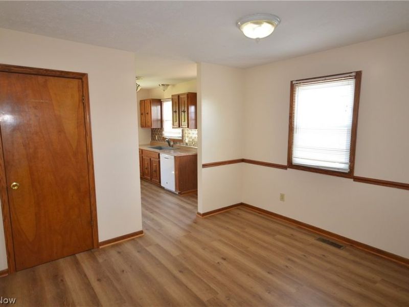458 Sieber Avenue, Akron, OH 44312 Photo 14