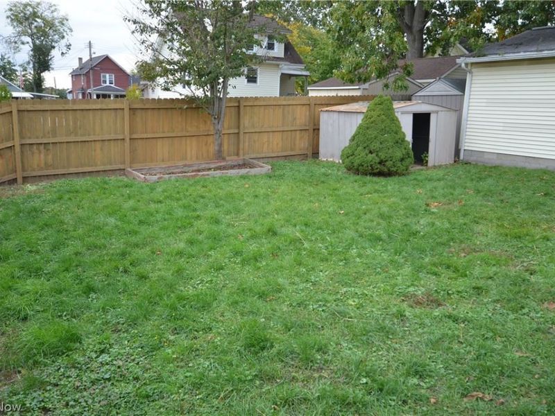 458 Sieber Avenue, Akron, OH 44312 Photo 6