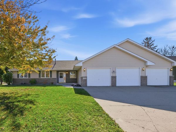 1806 9th Street Circle NE, Buffalo, MN 55313