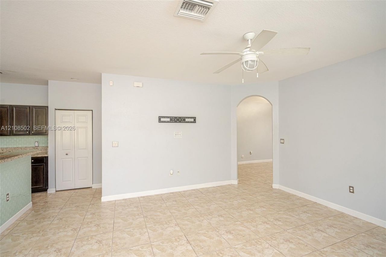 180 NE 26th Ave , Homestead, FL 33033 Photo