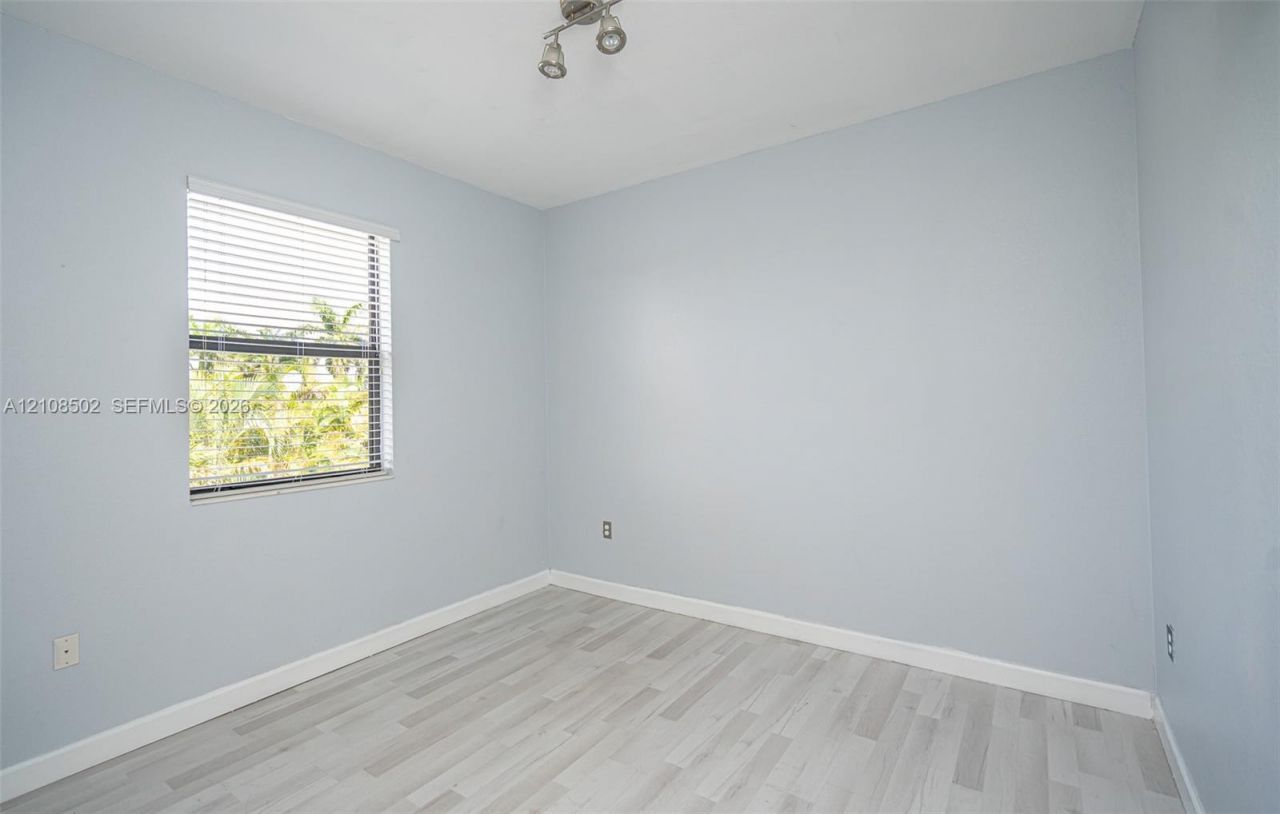 180 NE 26th Ave , Homestead, FL 33033 Photo