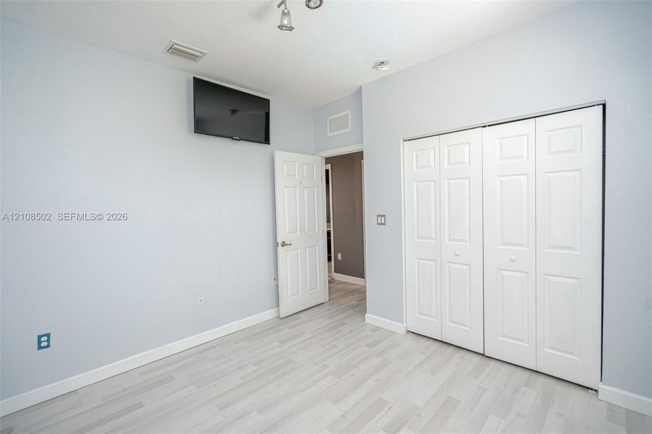 180 NE 26th Ave , Homestead, FL 33033 Photo