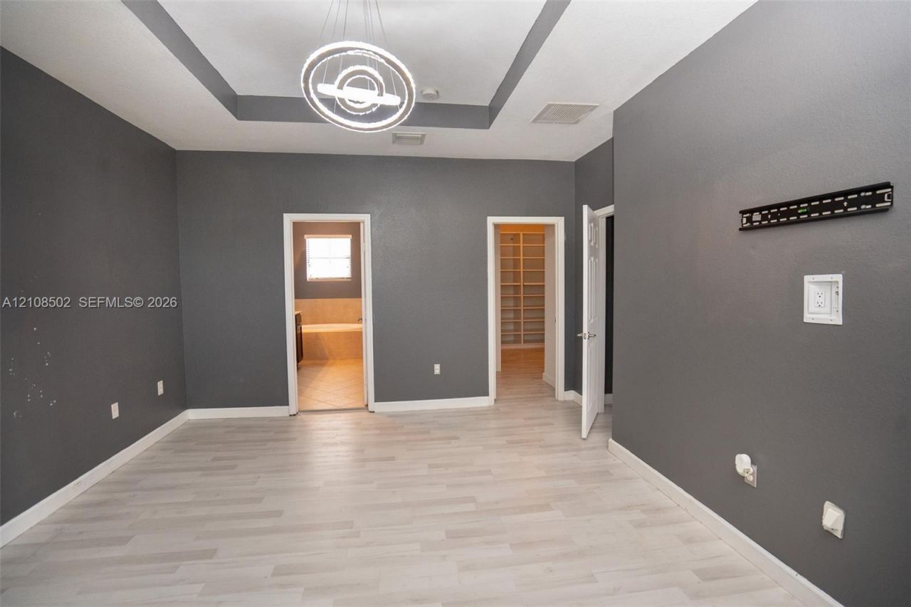 180 NE 26th Ave , Homestead, FL 33033 Photo