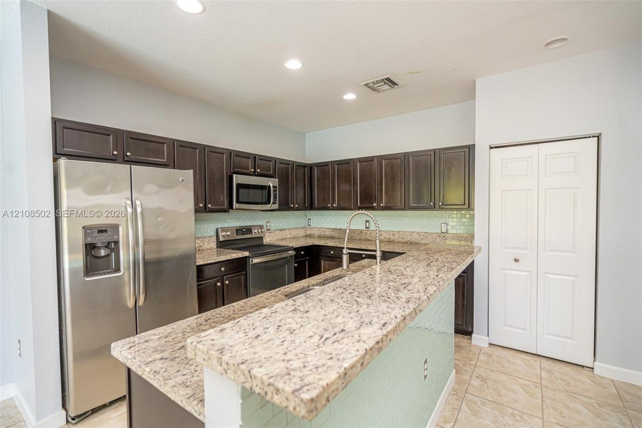 180 NE 26th Ave , Homestead, FL 33033 Photo