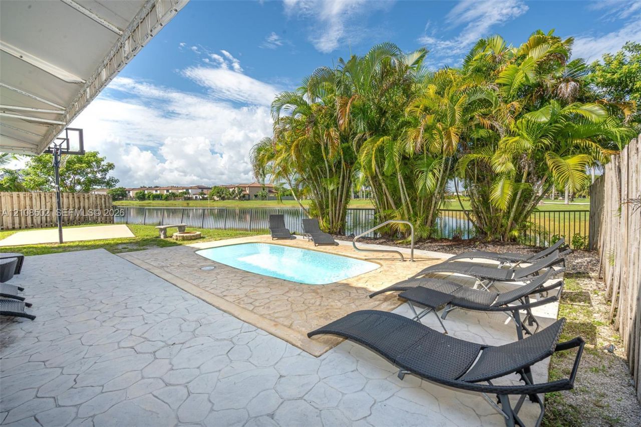 180 NE 26th Ave , Homestead, FL 33033 Photo