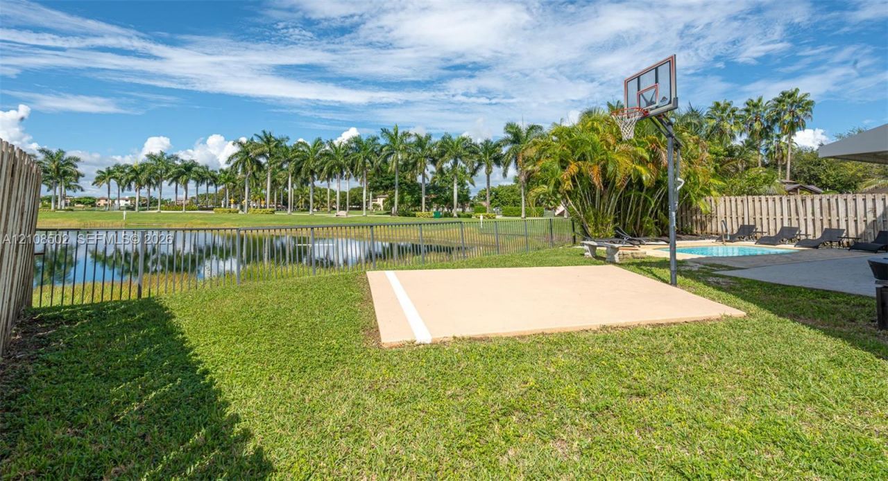 180 NE 26th Ave , Homestead, FL 33033 Photo