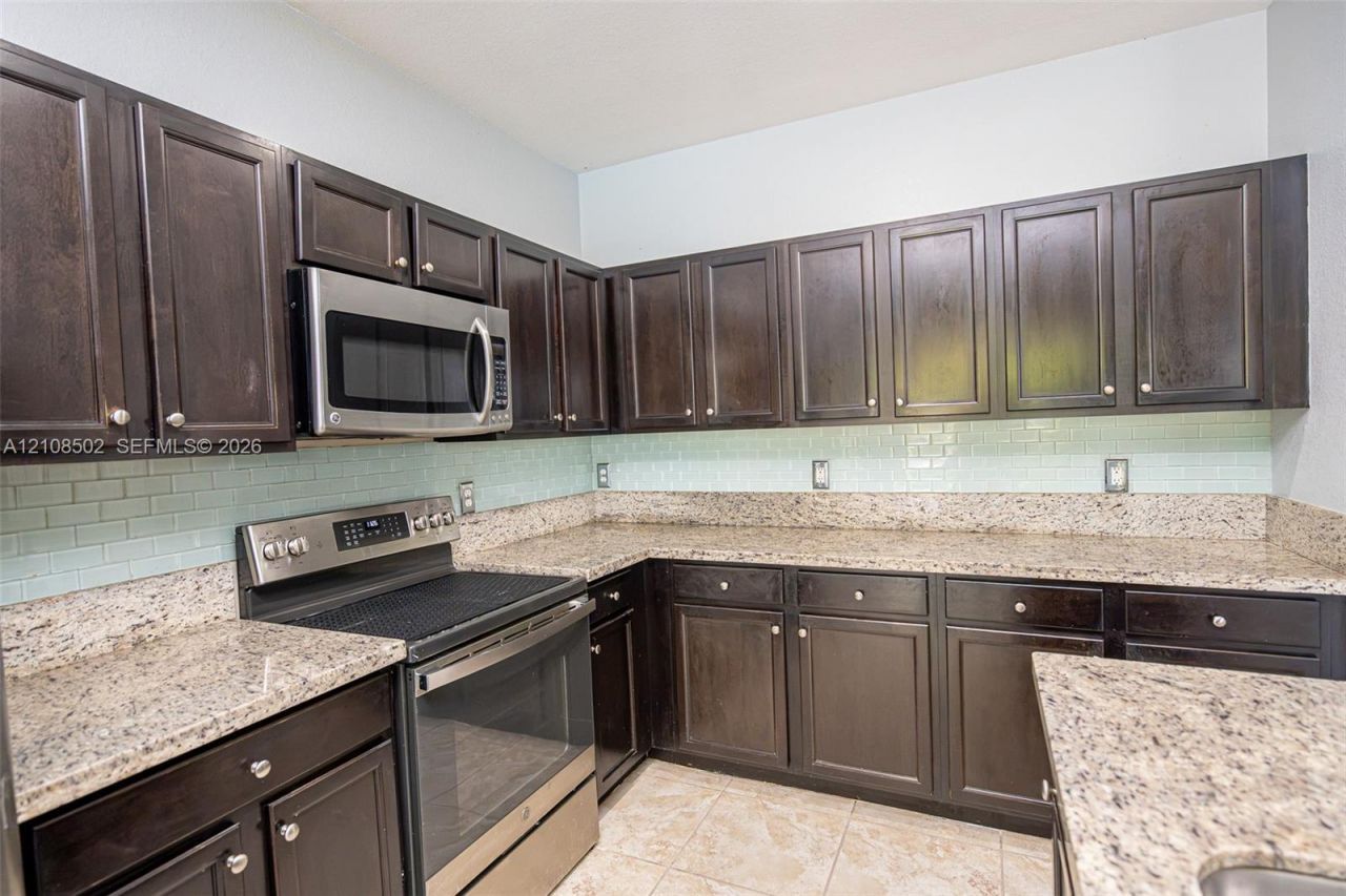 180 NE 26th Ave , Homestead, FL 33033 Photo