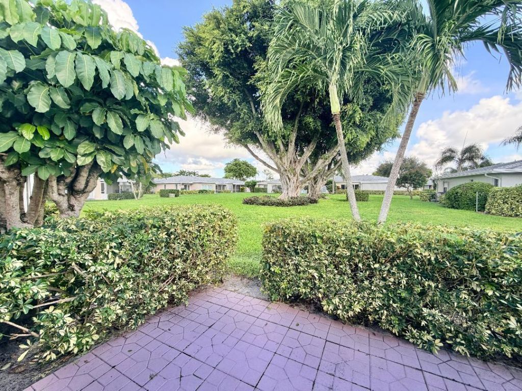 2521 Juniper Drive, Unit 11-C, Delray Beach, FL 33445 Photo