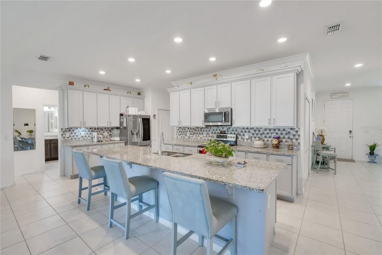 1200 Ralph Poe Drive, Apopka, FL 32703 Photo
