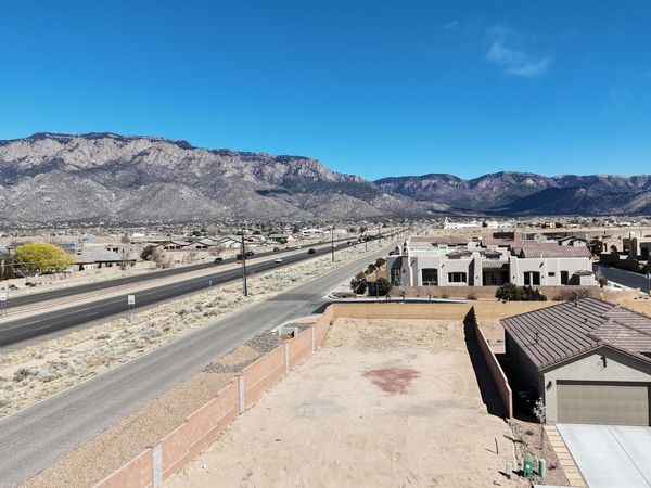9834 Desert Lark Place NE, Unit 33, Albuquerque, NM 87122