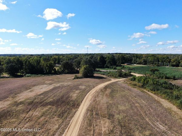 4 Ms-309, Holly Springs, MS 38635