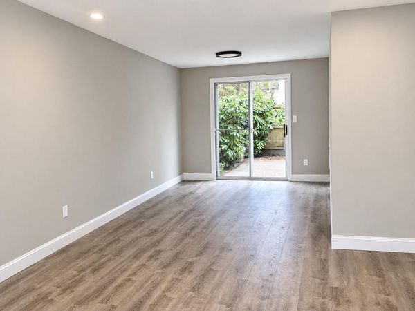 135 W Main Street, Unit APT 26, Hyannis, MA 02601
