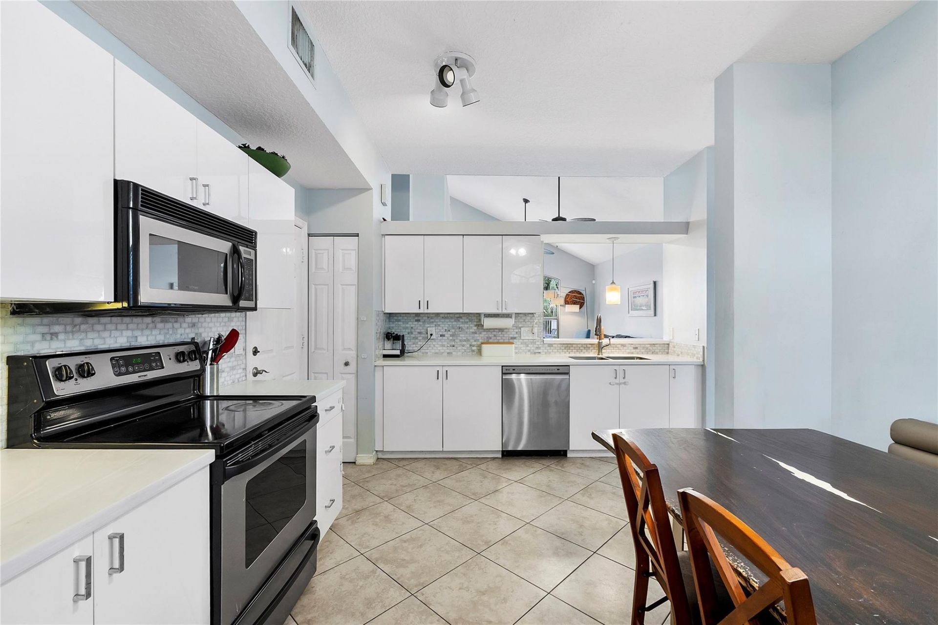 4020 Dorado Drive, Riviera Beach, FL 33418 Photo