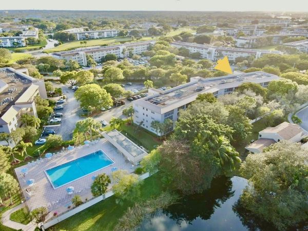 1901 Bermuda Circle, Unit D2, Coconut Creek, FL 33066