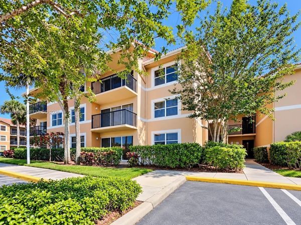 8955 Wiles Rd , Unit 204, Coral Springs, FL 33067