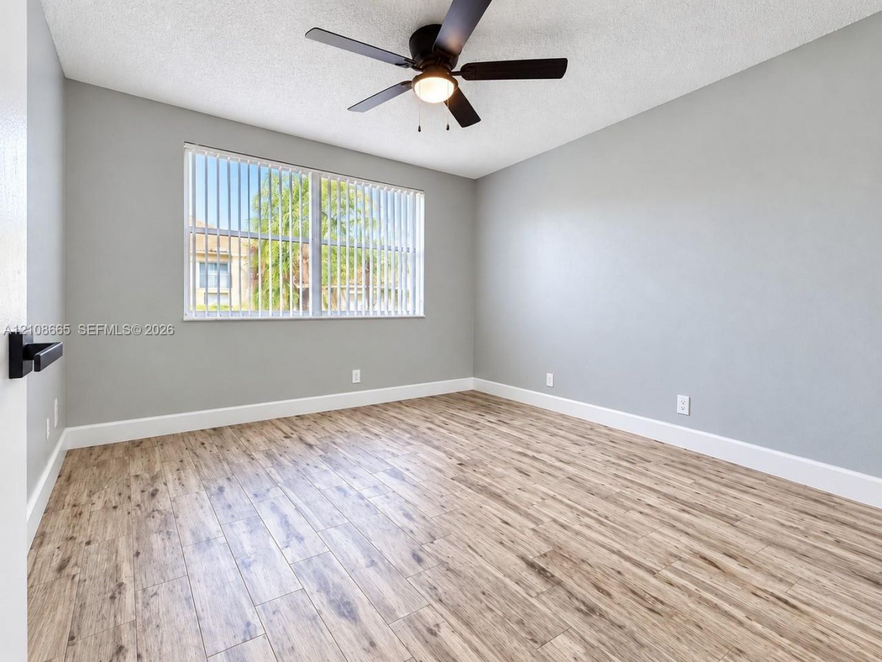 8955 Wiles Rd , Unit 204, Coral Springs, FL 33067 Photo