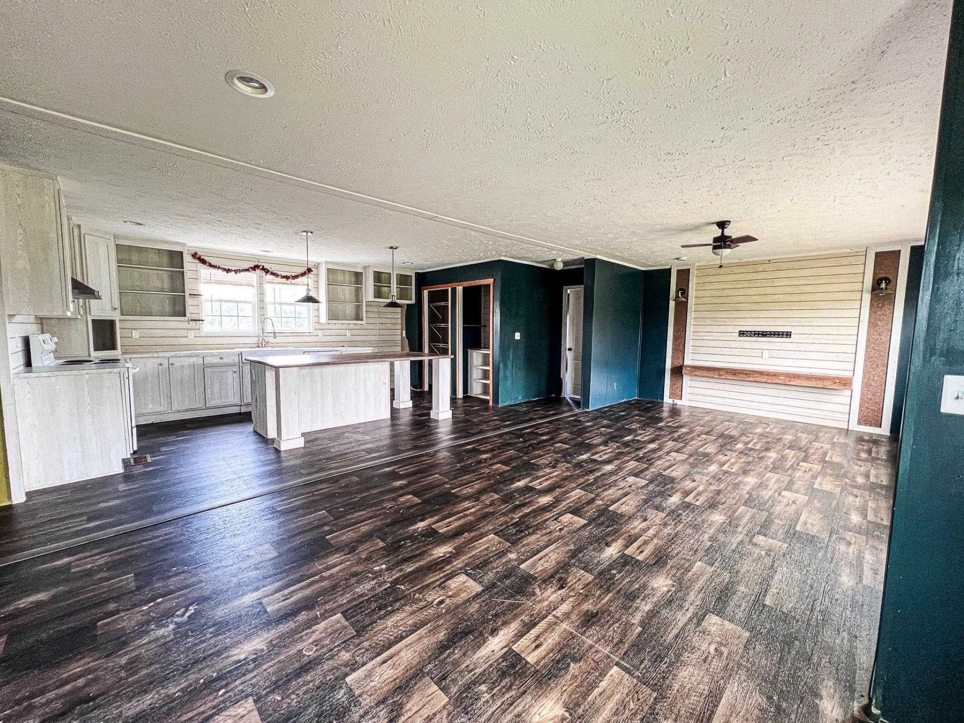 176 Old Flowers Rd.  Photo 5