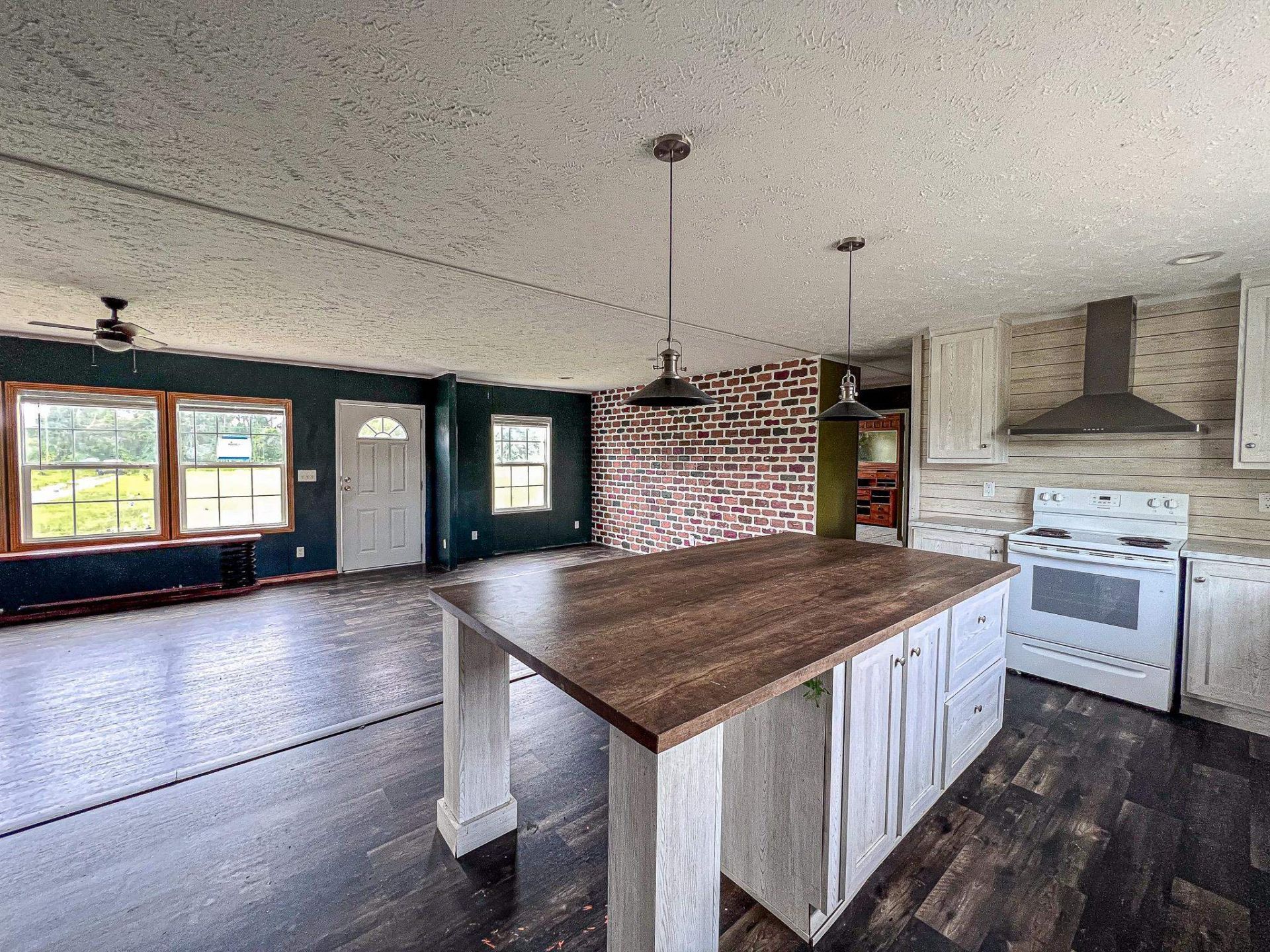 176 Old Flowers Rd.  Photo 9