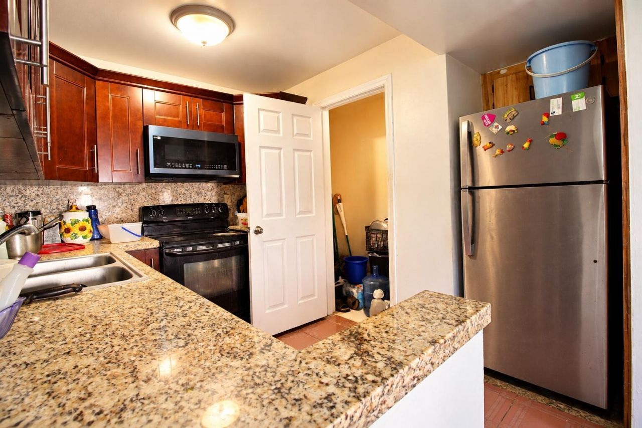 13946 NE 4th Ave C B Avenue, Unit CB, Miami, FL 33161 Photo