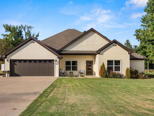 1761 Oak Shadows , Sherwood, AR 72120