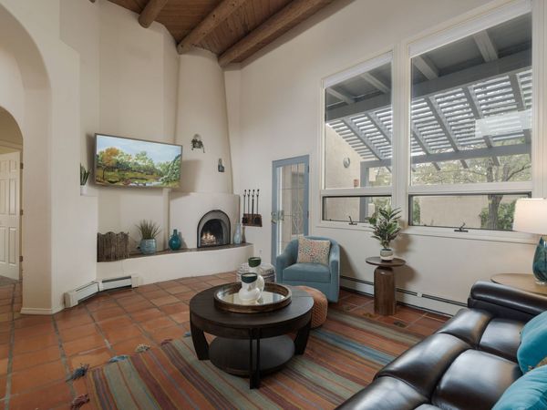 2967 Viaje Pavo Real , Santa Fe, NM 87505