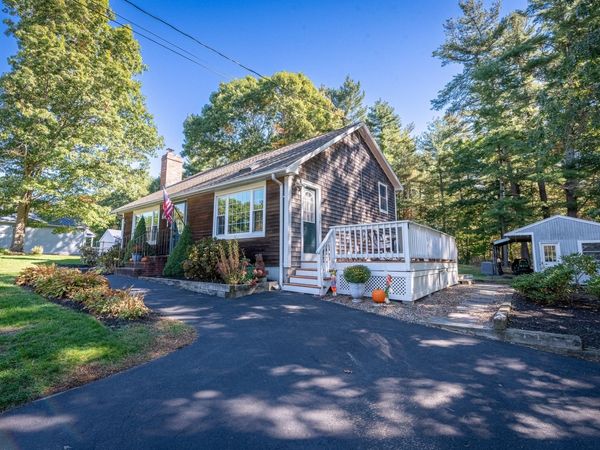 90 Codding Dr, Taunton, MA 02780
