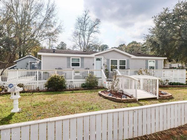 10521 Riverroad Drive, Gulfport, MS 39503