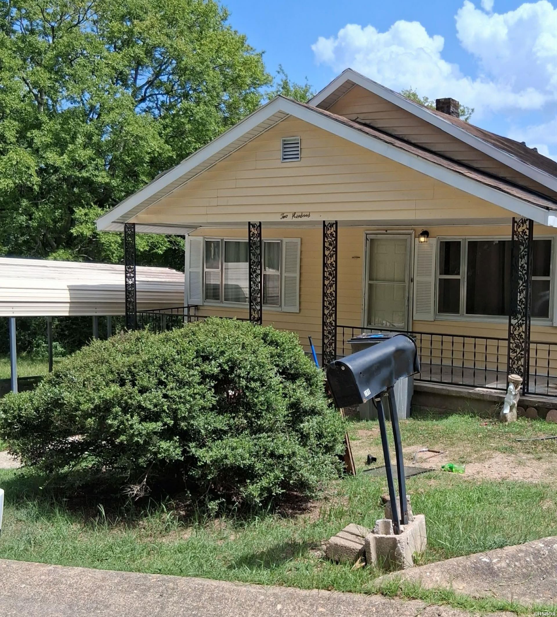 200 PORTLAND Street Hot Springs, AR 71901