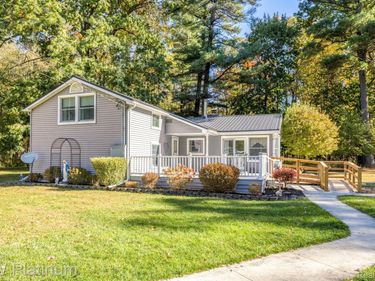 7106 Trumble Road, St Clair Township, Mi 48079