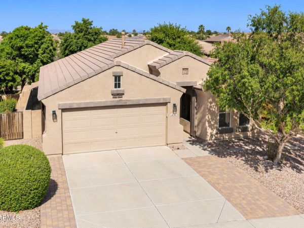 16198 W BANFF Lane, Surprise, AZ 85379