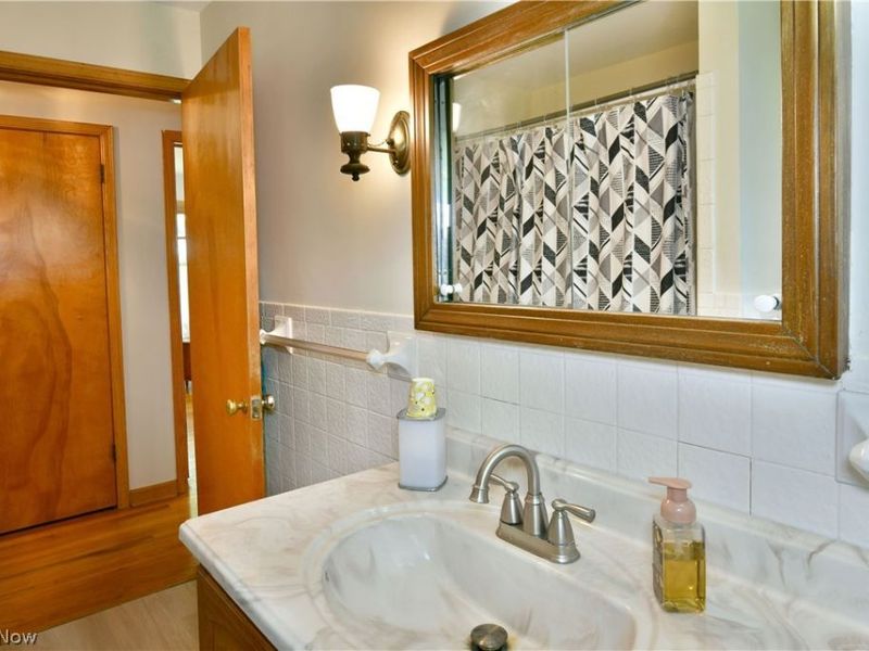 320 Montridge Drive, Canfield, OH 44406 Photo 24