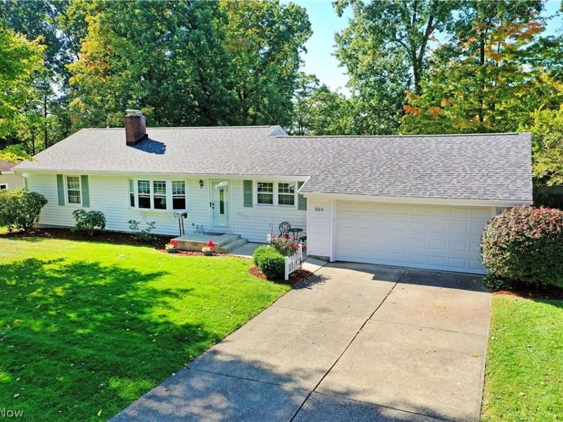 320 Montridge Drive, Canfield, OH 44406 Photo 4