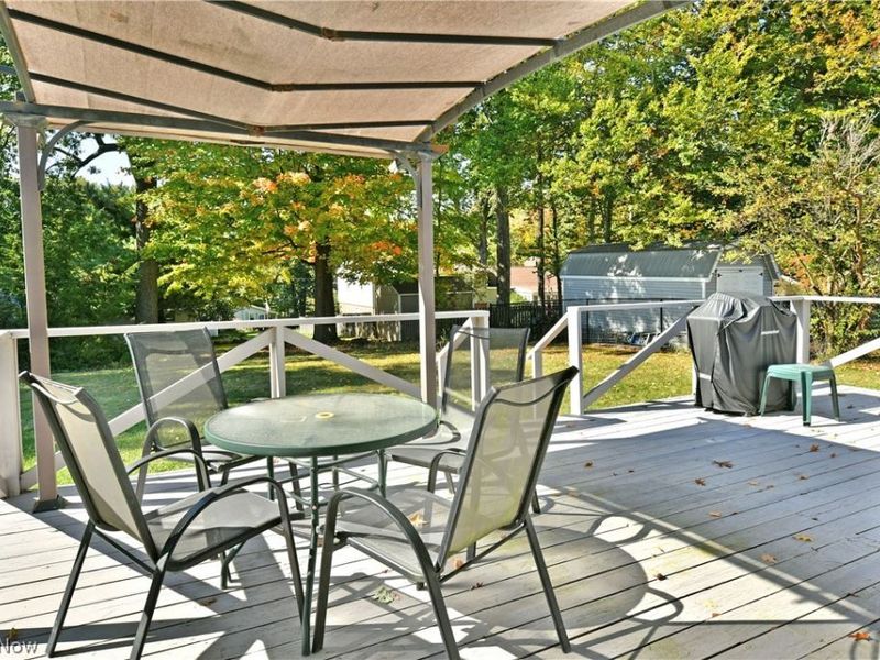 320 Montridge Drive, Canfield, OH 44406 Photo 8