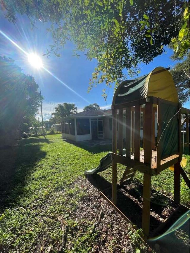 2616 Newport Drive, Fort Pierce, FL 34982 Photo