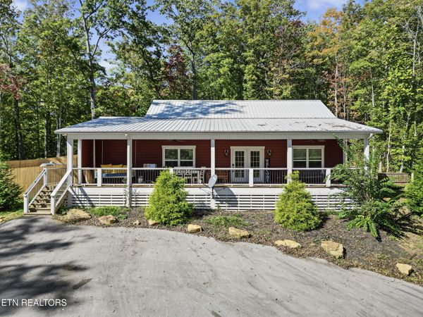 6830 Stinking Creek Rd, Pioneer, TN 37847