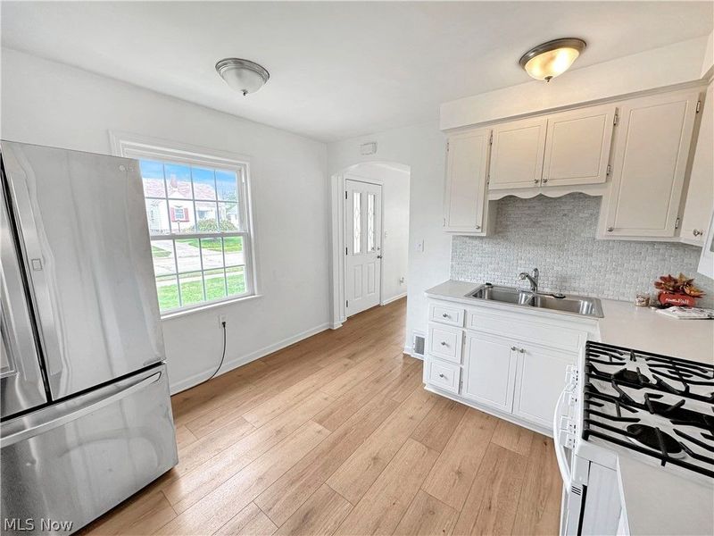 5811 Orchard Avenue, Parma, OH 44129 Photo 5