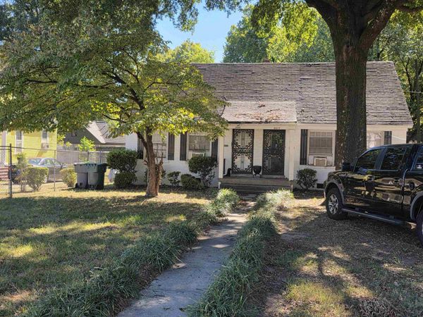 3017 SPOTTSWOOD AVE, Memphis, TN 38111